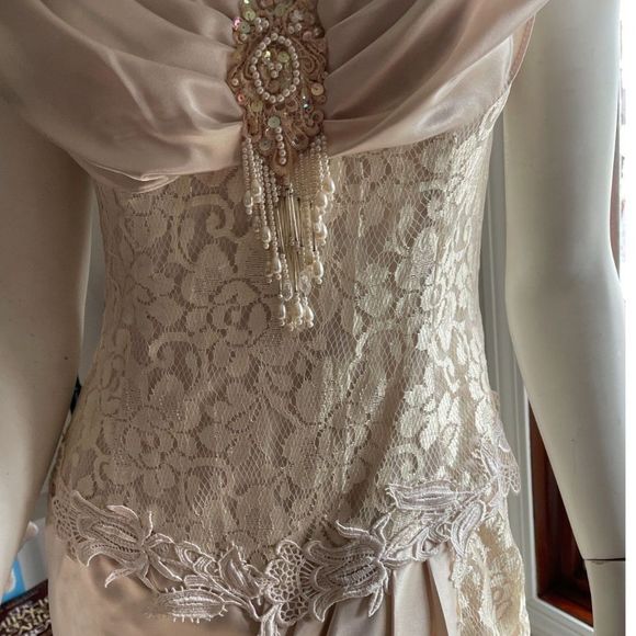 LORRIE KABALA Collectable Vintage Cream Lace Beaded Draped Victorian Dress, Sz 8 - Picture 5 of 16